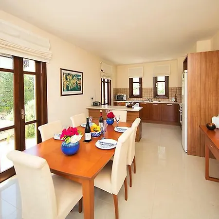 3 Bedrooms In Helios Heights, Aphrodite Hills Kouklia