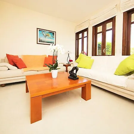 3 Bedrooms In Helios Heights, Aphrodite Hills Lejlighed Kouklia